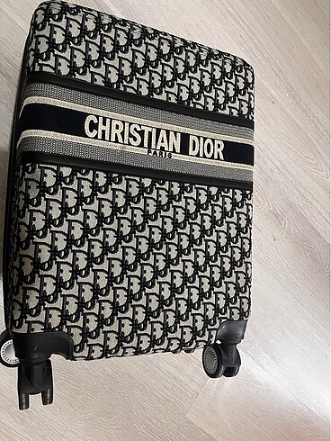 Christian dior