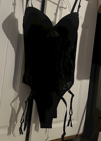 Nakışlı Siyah Gotik Midi Tulum - Görsel 4