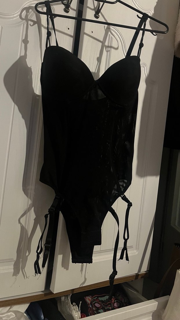 Nakışlı Siyah Gotik Midi Tulum - Görsel 4