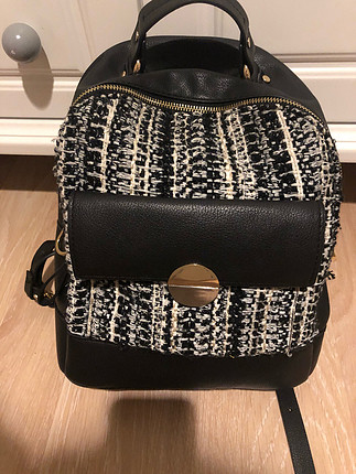 Zara Zara sırt çantası temize ve yeni diyebilirim