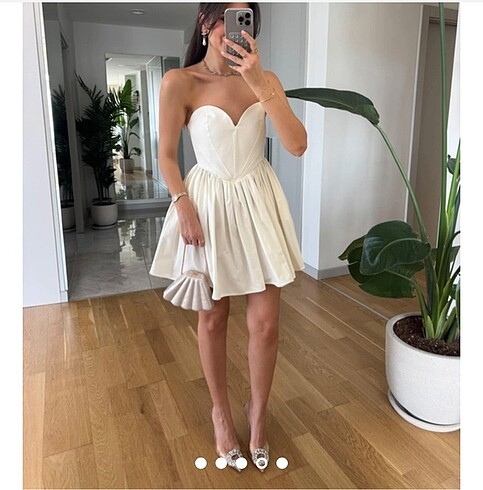 Diğer Ekru Kalp Yaka Elbise