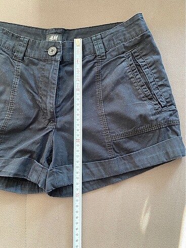 xs Beden siyah Renk H&M ŞORT XS