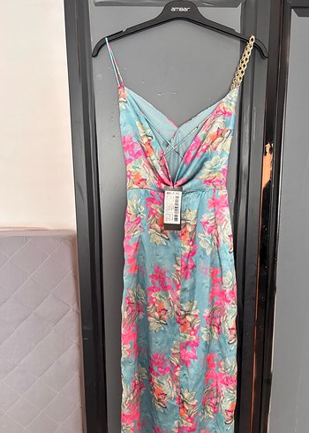 Çiçek Desenli Straplez Uzun Elbise - Görsel 2