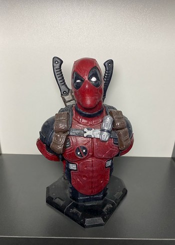 Kırmızı Deadpool Aksiyon Figürü Büstü