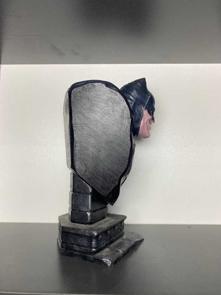 Koyu Gri Batman Figürü Büstü - Görsel 2