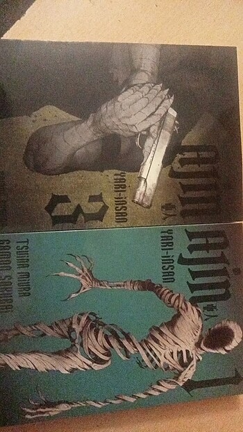 Ajin manga cilt 1 ve 3 