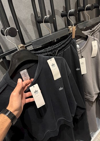 Alo yoga takım - Görsel 4