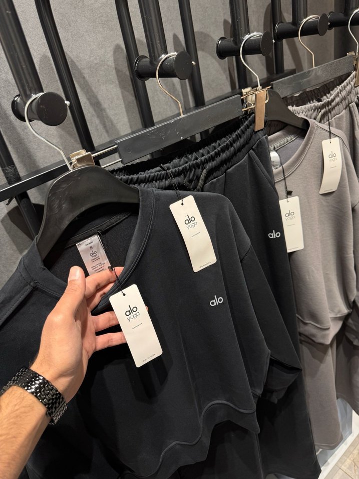 Alo yoga takım - Görsel 4