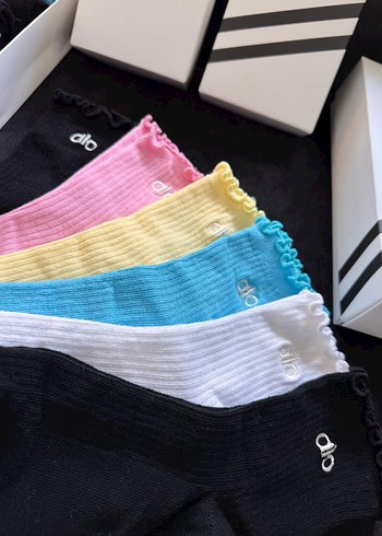 Alo yoga çorap - Görsel 4