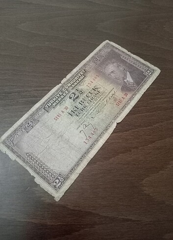 İnönü Nadir 2.5 lira 
