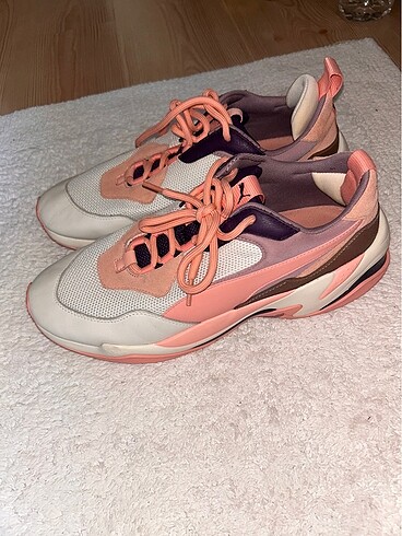 45 Beden Puma Thunder Spectra W (Rose)