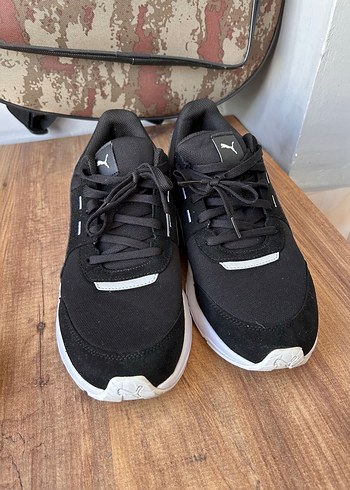 Puma future runner