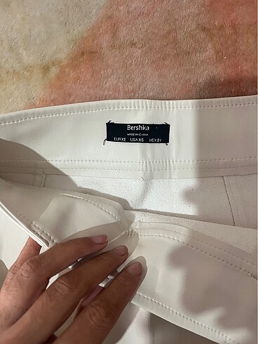 Bershka deri etek