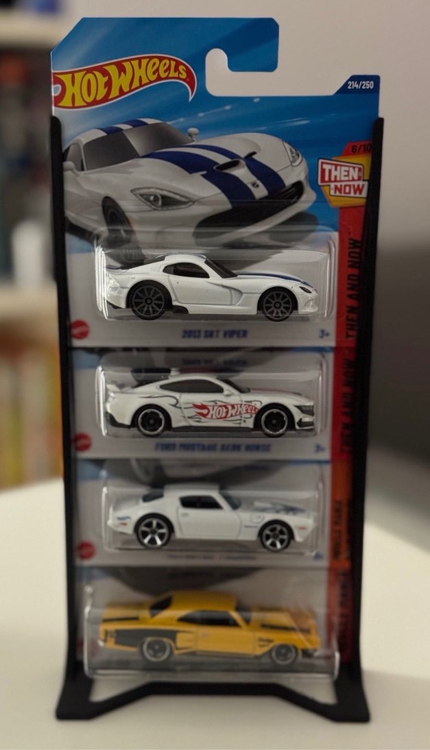 Hot Wheels Karton Standı (3 araçlık) - Görsel 3