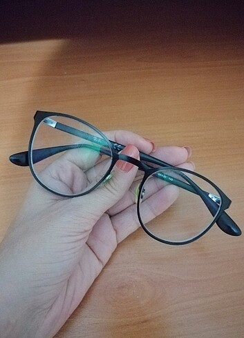 Ray-ban numaralı gözlük