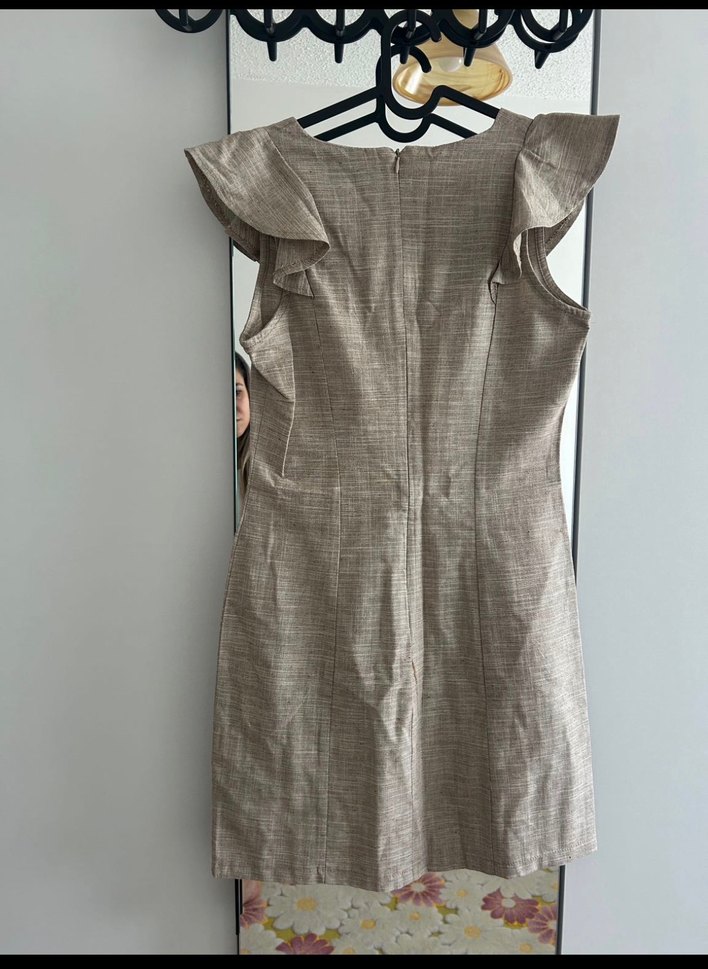 Bej Keten V Yaka Trendyol M Elbise - Görsel 2