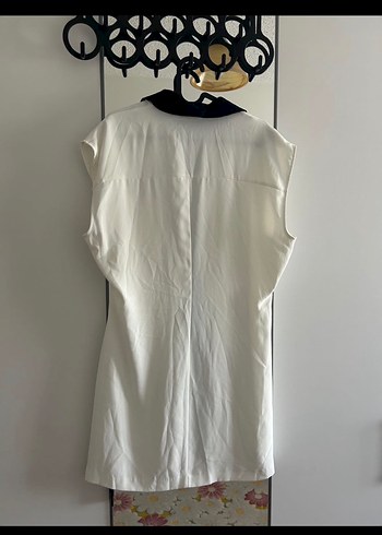 Zara L Düğmeli Siyah Yakalı Beyaz Kadın Gömlek Elbise - Görsel 3