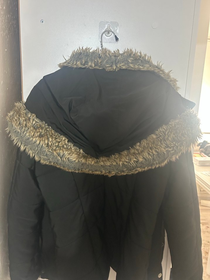 Ekol M Kadın Siyah Kürklü Kış Montu - Görsel 4