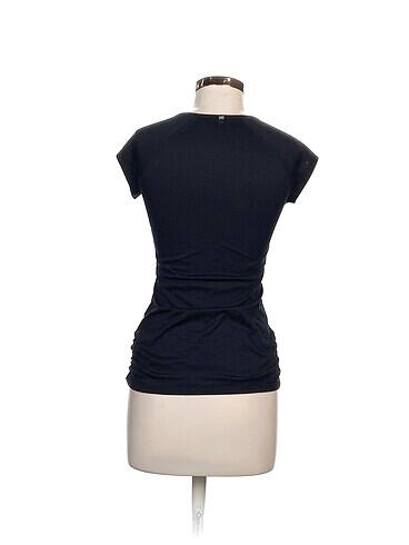 s Beden Nike T-shirt %70 İndirimli.
