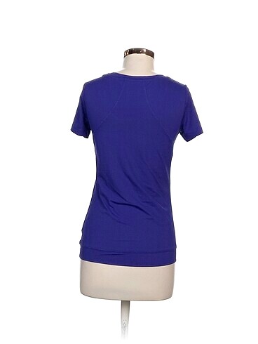 s Beden Penti T-shirt %70 İndirimli.