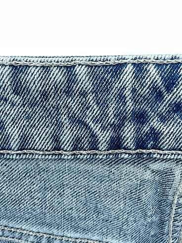 38 Beden çeşitli Renk H&M Jean / Kot %70 İndirimli.