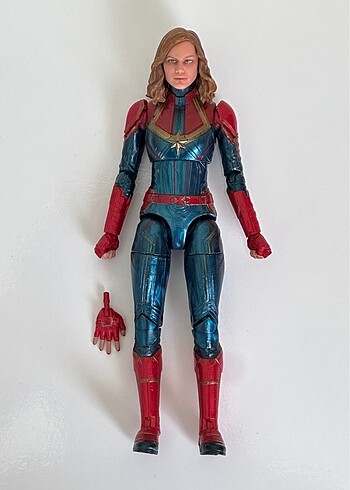 Marvel Legends Captain Marvel