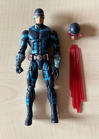 Marvel Legends Cyclops