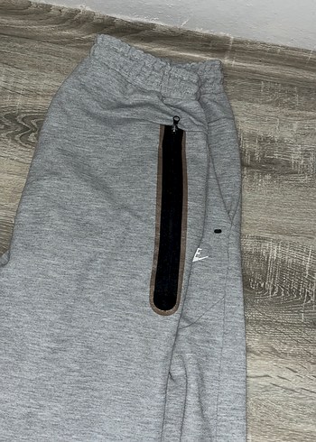 Nike tech gri - Görsel 2