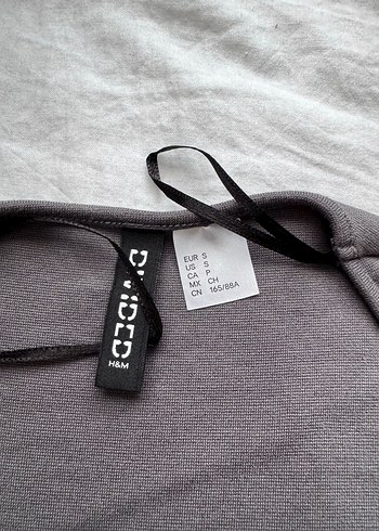 H&M Gri V Yaka Midi Kadın Elbise