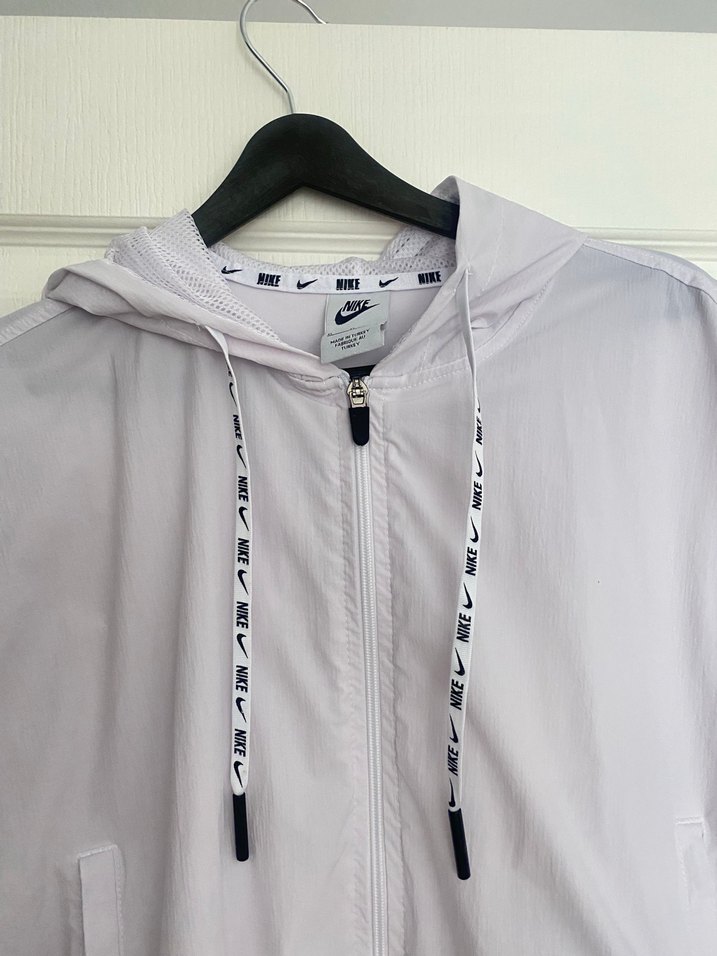 Beyaz Kapüşonlu Fermuarlı Spor Ceket - Görsel 3