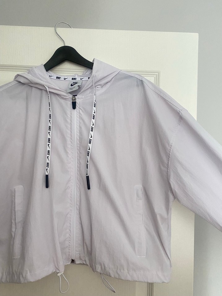 Beyaz Kapüşonlu Fermuarlı Spor Ceket - Görsel 2