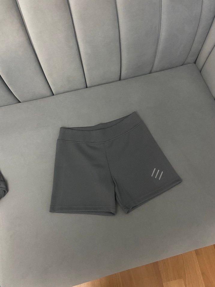Gri Kadın Mini Atlet ve Şort Takım - Görsel 3
