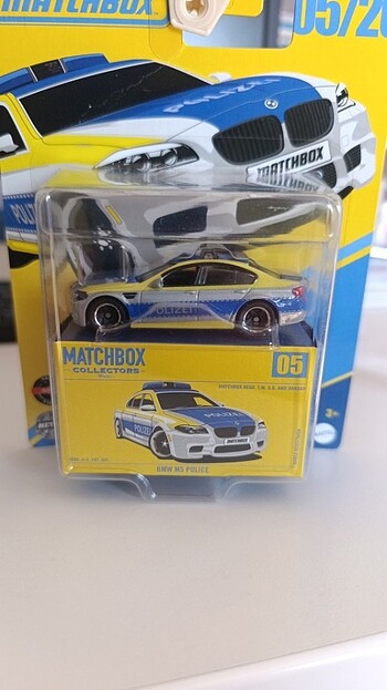 BMW M5 Mathbox Premium mini GT 