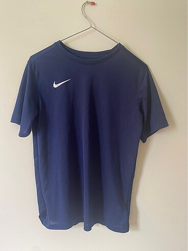 Nike lacivert t shirt