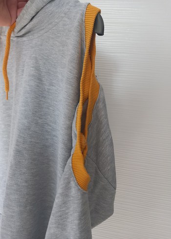 Kapüşonlu Kadın Sweatshirt - Görsel 3