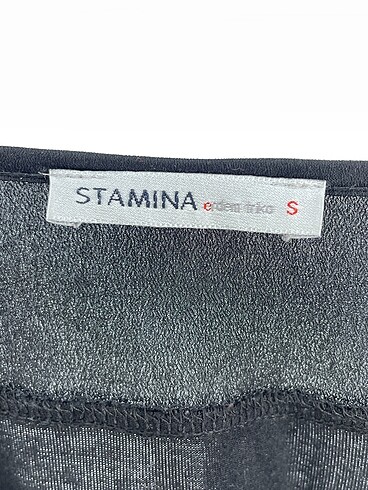 s Beden siyah Renk Stamina Bluz %70 İndirimli.