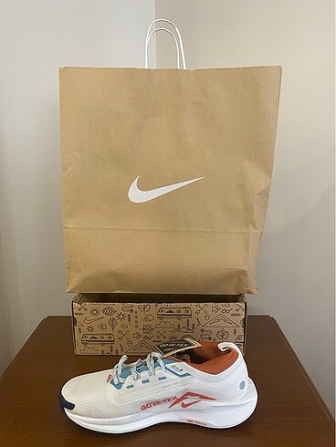 44 Beden ten rengi Renk Nike Goretex pegasus