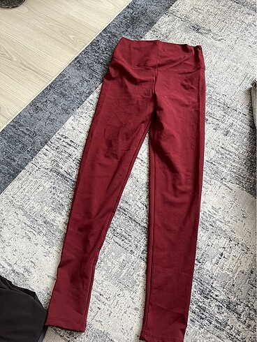 oysho bordo tayt