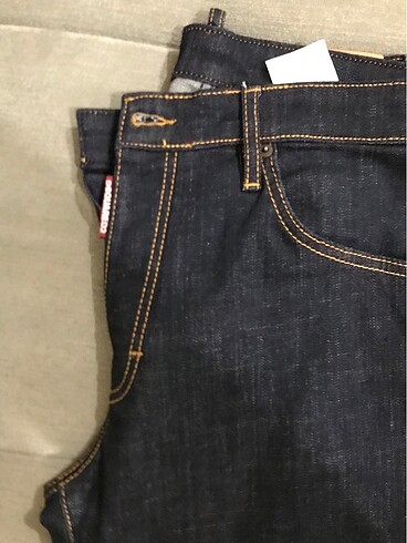 DSQUARED2 pantâlon