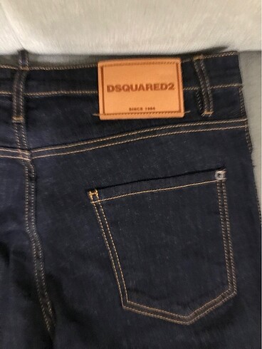 46 Beden DSQUARED2 pantâlon