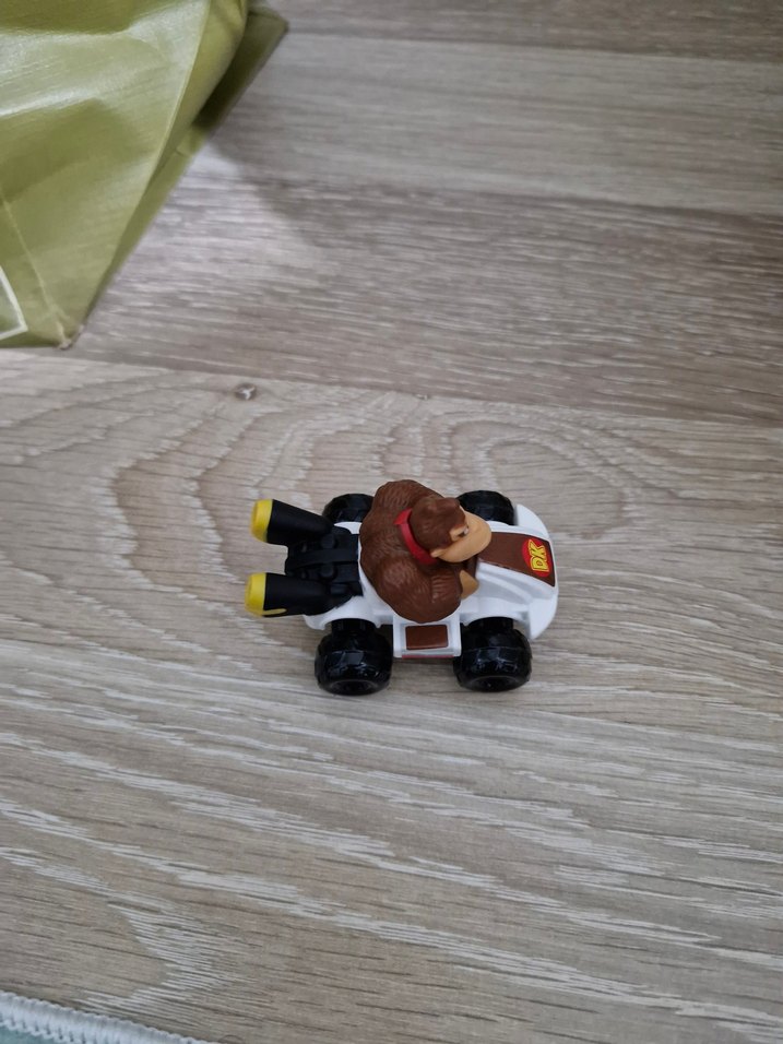 mc donalds 2024 figür oyuncak - Görsel 3