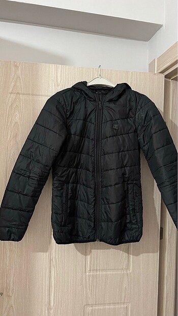 Hummel Kadın Mont