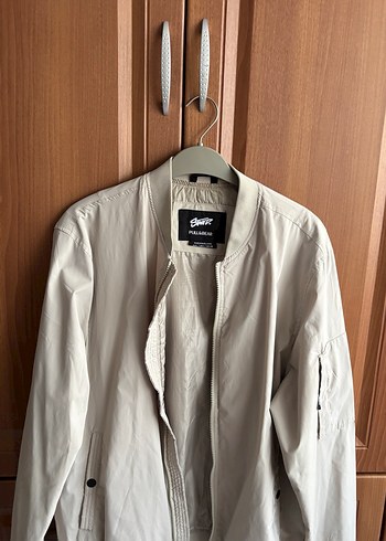 pull-and-bear l