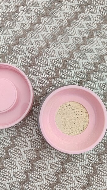 Beden Kylie cosmetic pudra