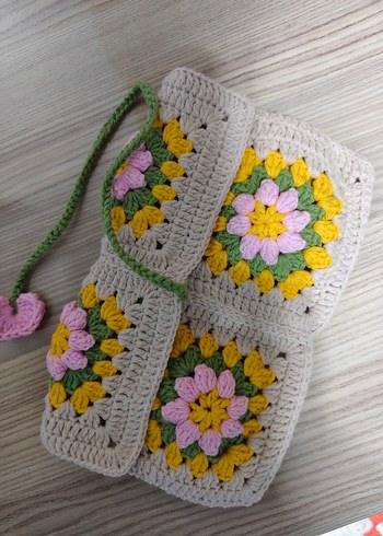 El emeği örgü kitap kılıfı - Görsel 3