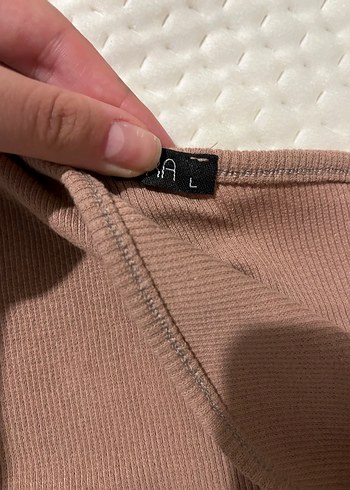 Trendyol & Milla Bej Tek Omuzlu Kadın Crop Top