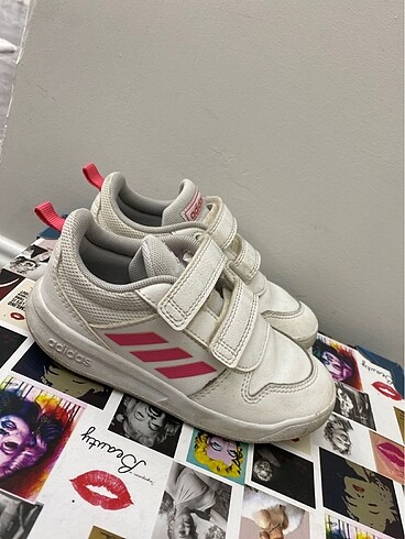 27 Beden Adidas kız çocuk ayakkabı