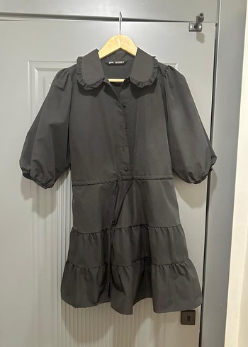 Zara Volanlı Siyah Elbise