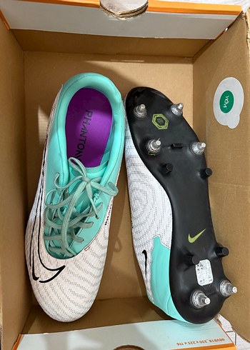 Erkek krampon 44 no nike