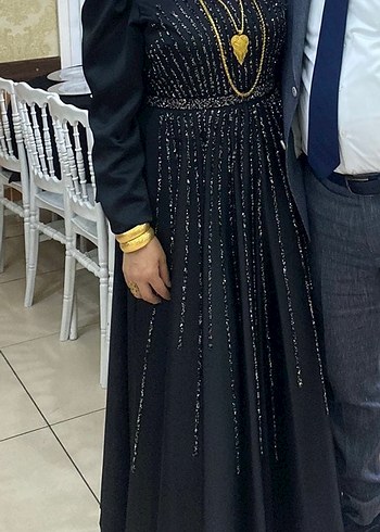 Boncuk İşlemeli Siyah Uzun Abiye Elbise